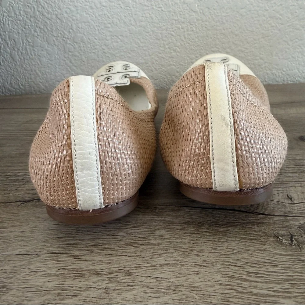 Tory Burch Ballet US 9M Flat Ballet Beige White Leather Cap Toe Logo Shoe Carita